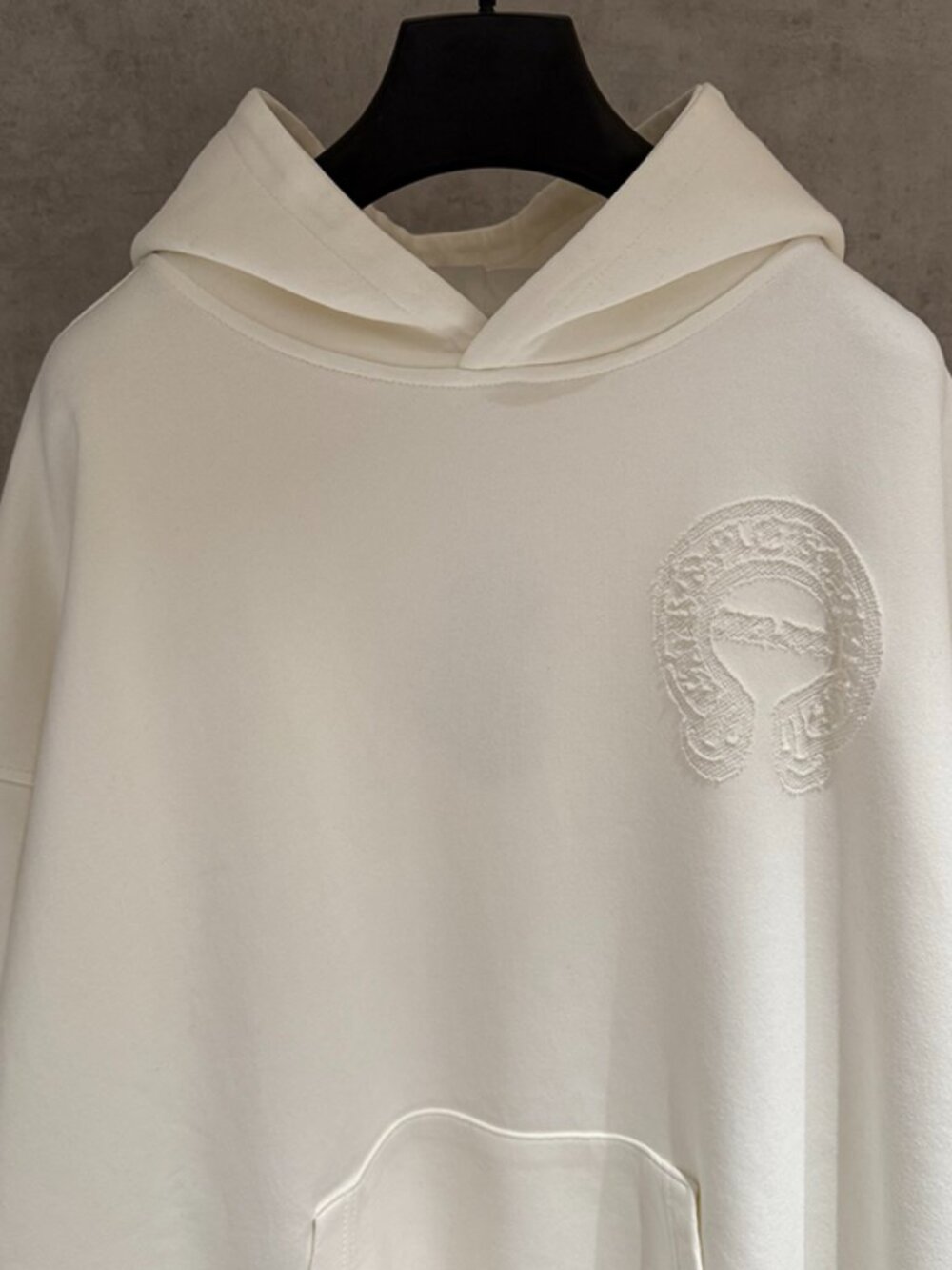 Chrome Hearts Embroidered Pattern White Hooded Sweatshirt Size XL - Picture 3 of 9